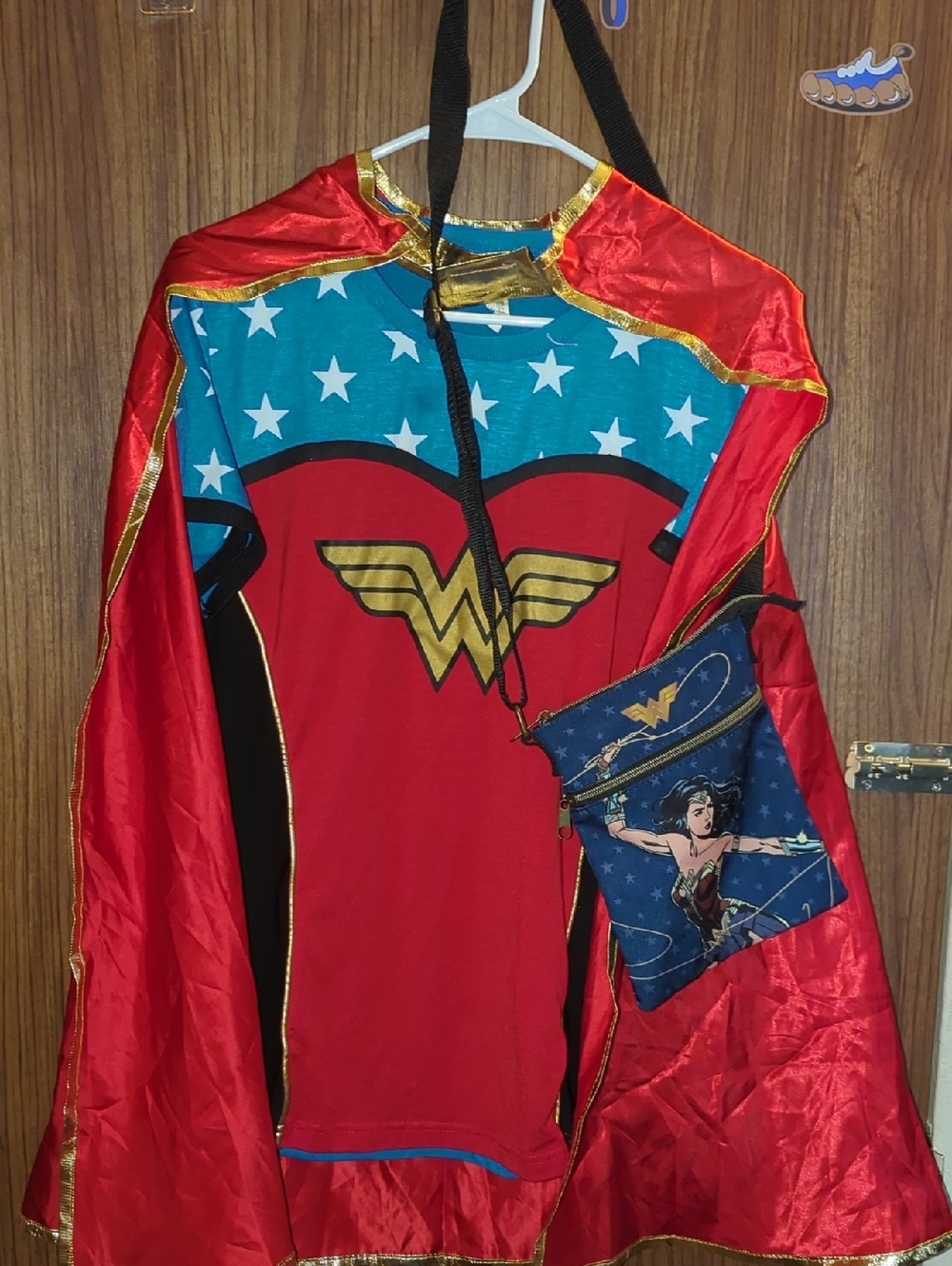 Wonder Woman Red & Blue Woman's Cosplay Cape Set Bag Included New.